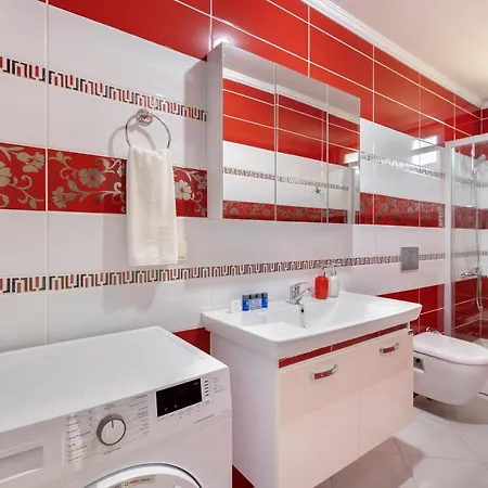 Onix Apartment *