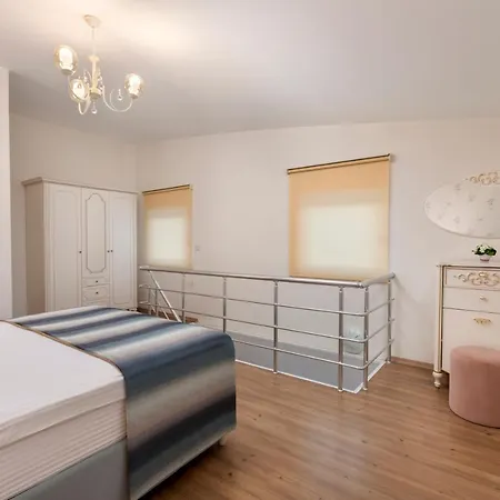 Onix Apartment